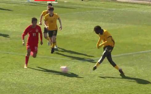 【U17亚预赛】孙康博两送点 10人中国1比3澳大利亚